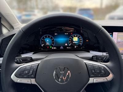 VW Golf Golf VIII Lim. Style eTSI (2023) - Foto 10