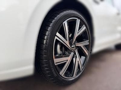 VW Golf Golf VIII Lim. Style eTSI (2023) - Foto 5