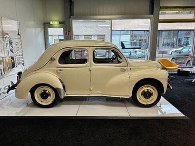 4CV