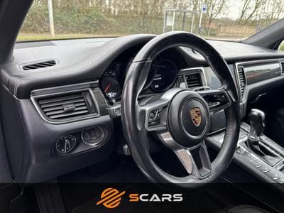 Porsche Macan GTS 3.0 Bi-Turbo 360cv (2017) - Foto 12