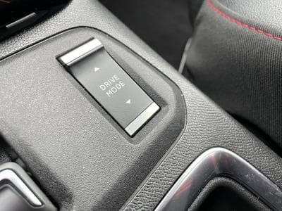 Opel Corsa 1.2 TURBO 130 AUTO GS LINE 5P (2022) - Foto 6