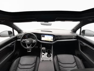 VW Touareg R-Line+V6+Aut.+Black-Style+4M+Pano (2024) - Photo 2