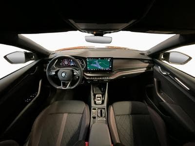 Skoda Octavia RS+DSG+LED+NAVI+Digi+ (2024) - Photo 2