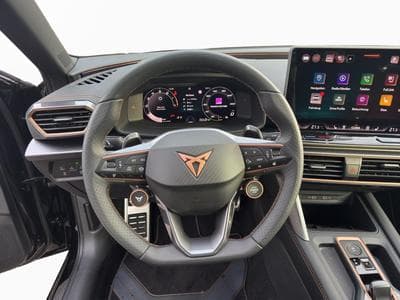 Cupra Leon Sportstourer MHEV (2025) - Photo 12