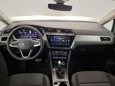 VW Touran Life Plus 1.5 TSI 7-Gang-DSG (2026) - Foto 11