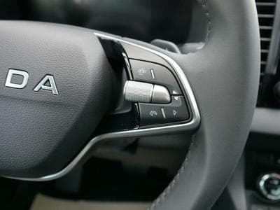 Skoda Karoq Edition (2025) - Photo 15