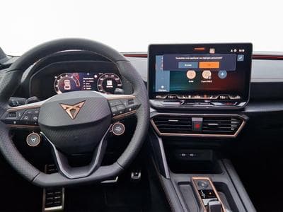 Cupra Leon 1.5 eTSI DSG (2025) - Photo 11