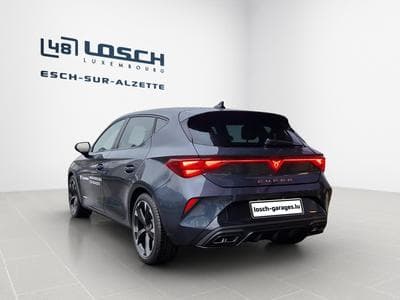 Cupra Leon 1.5 eTSI DSG (2025) - Photo 6