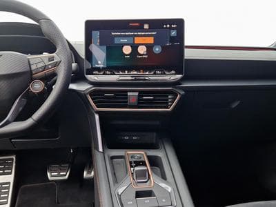 Cupra Leon 1.5 eTSI DSG (2025) - Photo 9