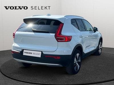Volvo XC40 T3 Momentum Pro / Essence (2021) - Photo 2