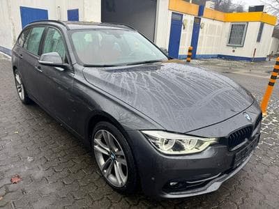 BMW 330 BMW 330 d Xdrive Sportline Panorama Head UP LED LEDER NAVI (2016) - Foto 2