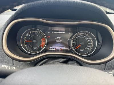 Jeep Cherokee JEEP CHEROKEE LIMITED 4x4 Panorama LEDER Xenon NAVI (2015) - Foto 14