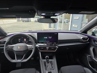 Cupra Leon 1.5 TSI 150cv BM (2024) - Photo 8