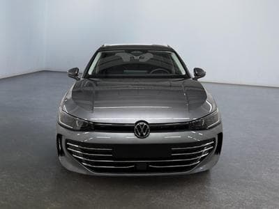 VW Passat Variant Elegance (2026) - Photo 2