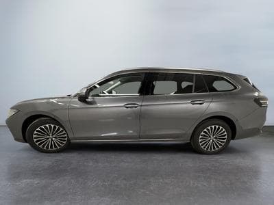VW Passat Variant Elegance (2026) - Photo 4