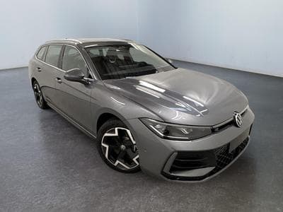 VW Passat Variant R-Line (2026) - Photo 1