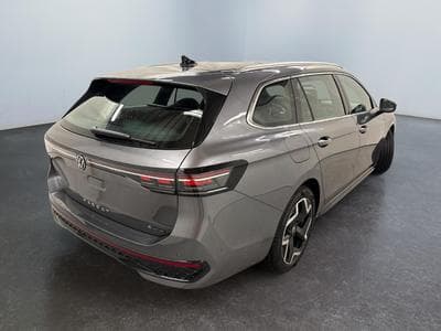 VW Passat Variant R-Line (2026) - Photo 7