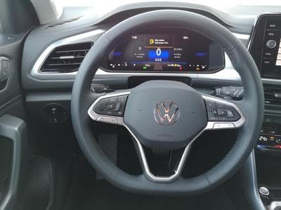 VW T-Roc LIFE (2025) - Photo 5