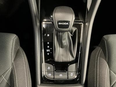 Skoda Karoq Sportline+DSG+Navi+LED (2025) - Foto 12