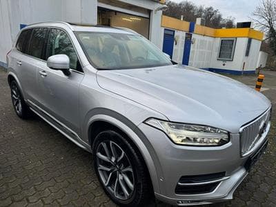 XC90