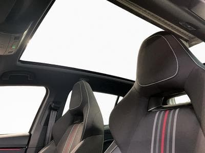 Skoda Scala Monte-Carlo+DSG+RearView+LED (2025) - Foto 15