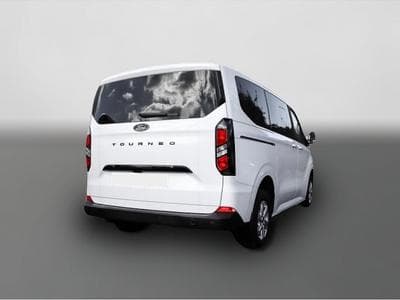 Ford Tourneo (2024) - Photo 2