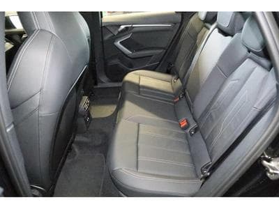 Audi A3 35 TFSI S Tronic (2024) - Photo 12