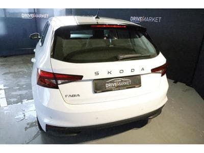 Skoda Fabia Selection (2024) - Foto 9