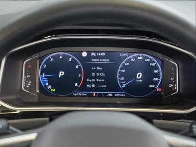 VW T-Roc R-Line 1.5 TSI 150 CV DSG7 *Caméra* *Hayon* *ACC* (2024) - Photo 13