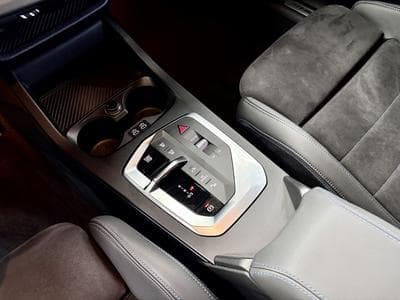 BMW 120 120i M-Sport 170CV  *Sièges Chauffants* Shadow Line * (2025) - Photo 13