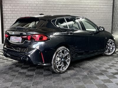 BMW 120 120i M-Sport 170CV  *Sièges Chauffants* Shadow Line * (2025) - Photo 6