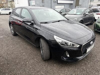 i30