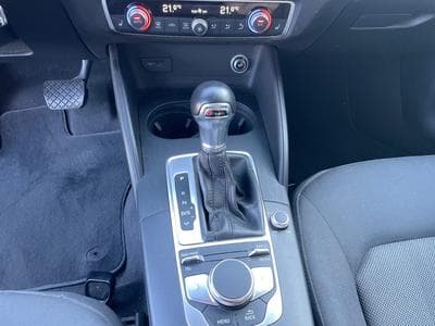 Audi A3 30 TSi Sportback S-Tronic (2018) - Photo 9