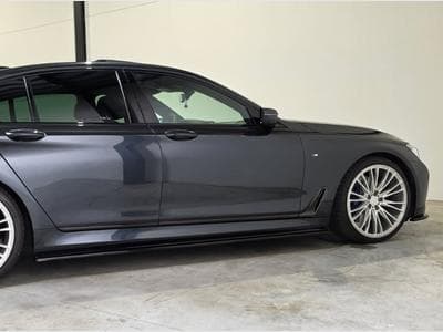 BMW 750 M750d (2017) - Photo 4