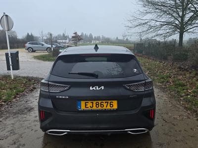 Kia Ceed GT Line (2023) - Photo 3