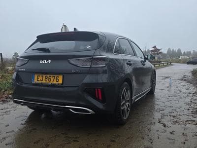 Kia Ceed GT Line (2023) - Photo 4