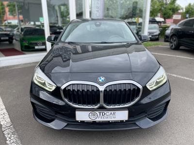 BMW 118 D Advantage (2020) - Photo 2