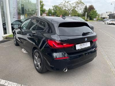 BMW 118 D Advantage (2020) - Photo 12
