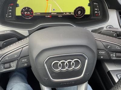 Audi Q7 S-line (2018) - Photo 5