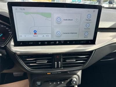 Ford Focus Titanium / Auto / Diesel (2024) - Foto 15