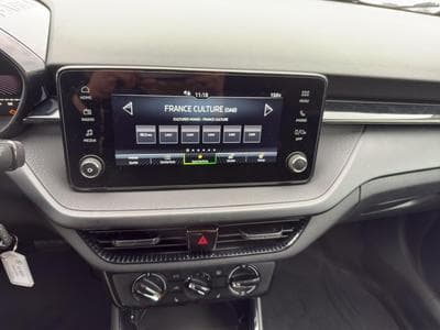 Skoda Fabia Essence (2025) - Foto 12