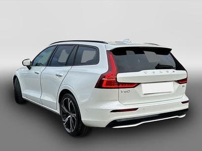 Volvo V60 (2021) - Photo 2