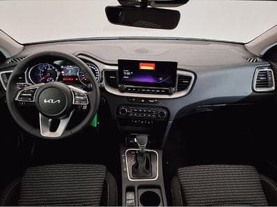 Kia XCeed (2025) - Photo 11