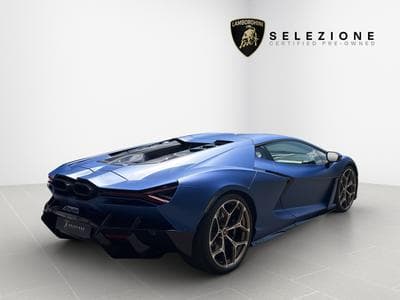 Lamborghini Revuelto (2024) - Foto 3