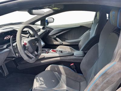 Lamborghini Revuelto (2024) - Foto 7