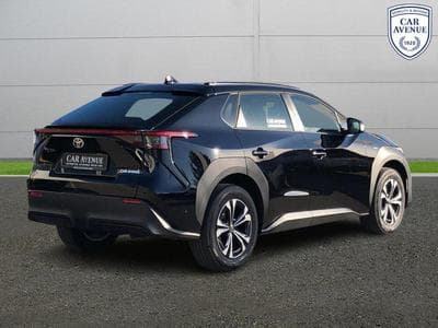 Toyota bZ4X 2WD Dynamic (2025) - Photo 2