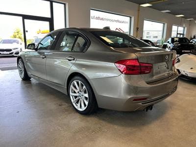 BMW 330 i Sport-Line (2018) - Photo 5