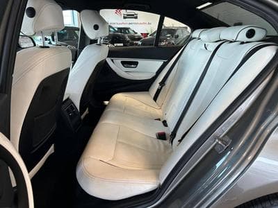 BMW 330 i Sport-Line (2018) - Photo 13