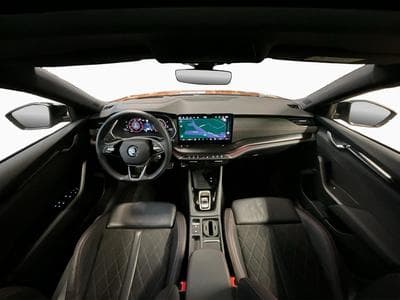 Skoda Octavia RS+DSG+LED+Sound+Head (2024) - Foto 2