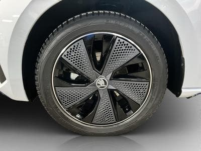 Skoda Scala Monte-Carlo+DSG+LED+Navi (2025) - Foto 8